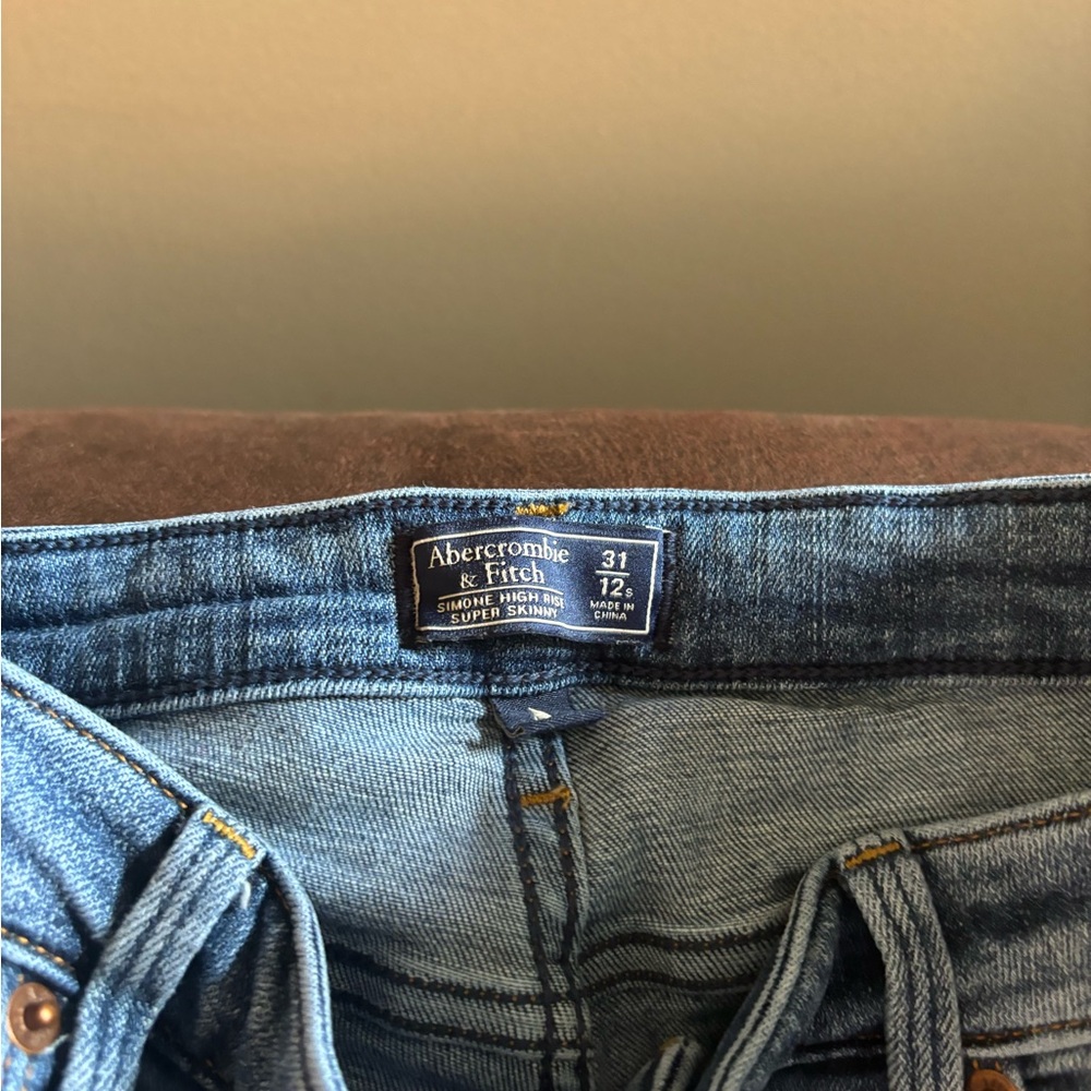 Jeans - Picture 2 of 2